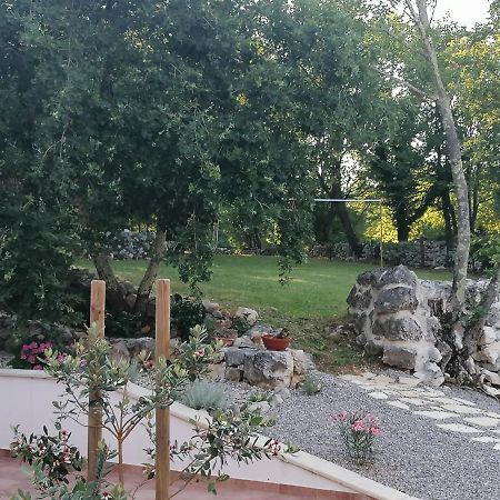 טריבאלי Amazing 4 Bedroom Villa With Swimming Pool And Wifi, Family Frendly מראה חיצוני תמונה