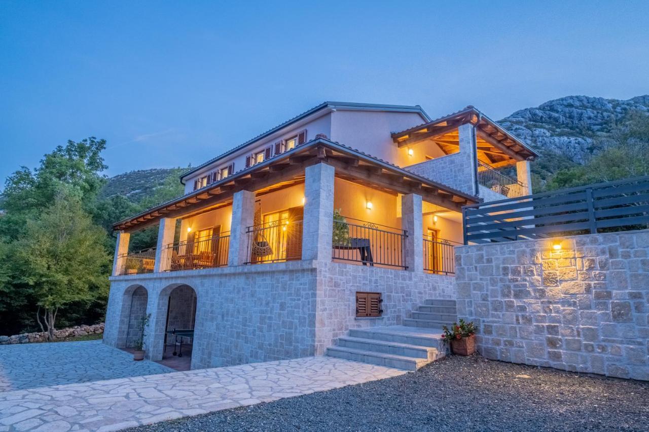 טריבאלי Amazing 4 Bedroom Villa With Swimming Pool And Wifi, Family Frendly מראה חיצוני תמונה